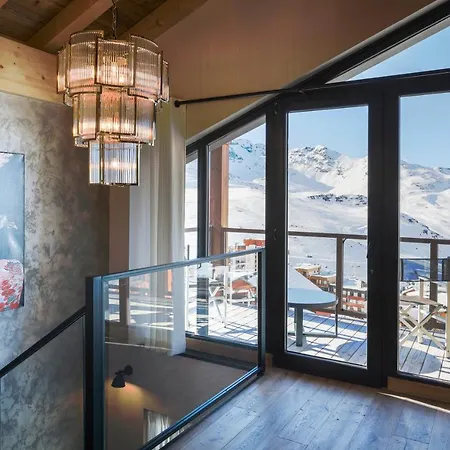 Alpehytte Golden Jubilee By Les Etincelles *