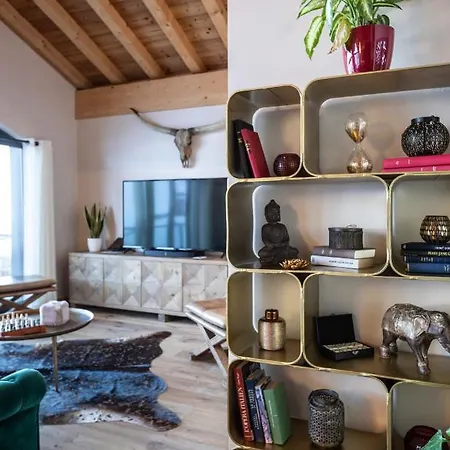 Alpehytte Golden Jubilee By Les Etincelles