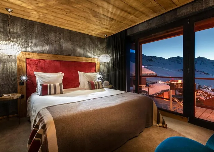 Golden Jubilee By Les Etincelles