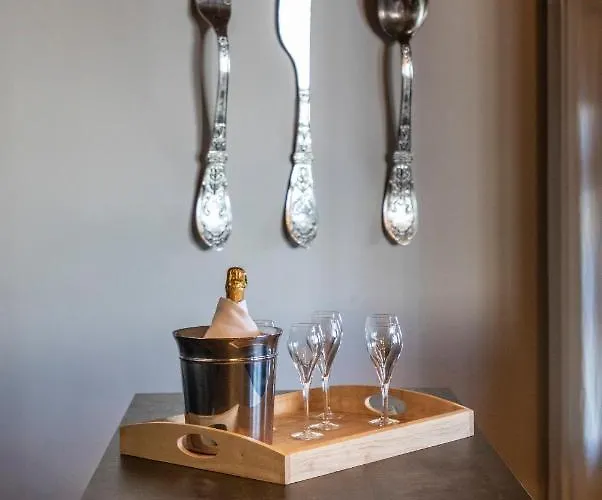 Golden Jubilee By Les Etincelles