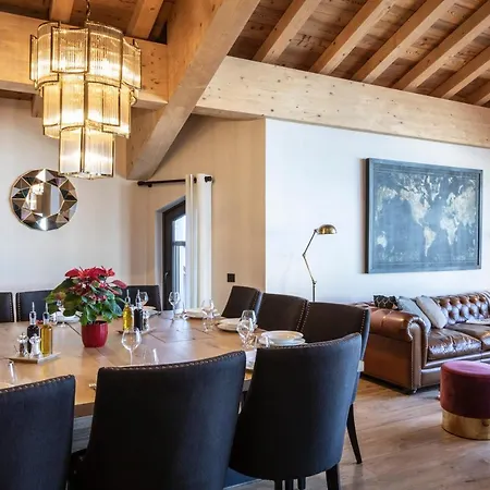 Golden Jubilee By Les Etincelles