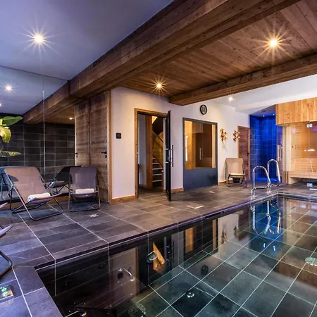 木屋 Golden Jubilee By Les Etincelles *