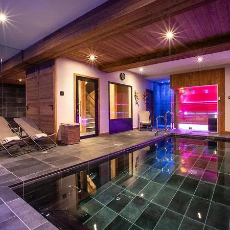 Golden Jubilee By Les Etincelles 木屋