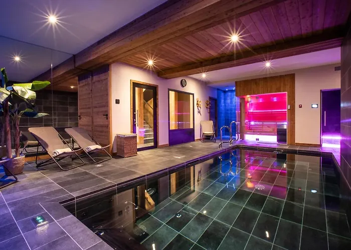 Golden Jubilee By Les Etincelles Chalet