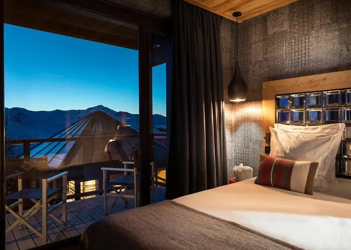 Golden Jubilee By Les Etincelles Chalet *