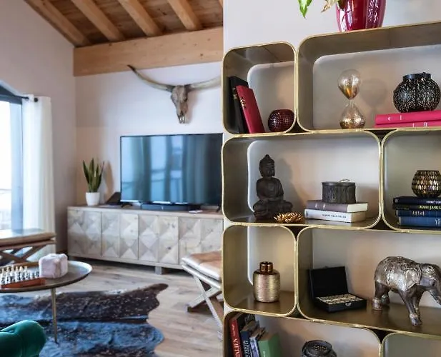 Chalet Golden Jubilee By Les Etincelles